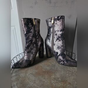 Cape Robbin Metallic Suede Heels